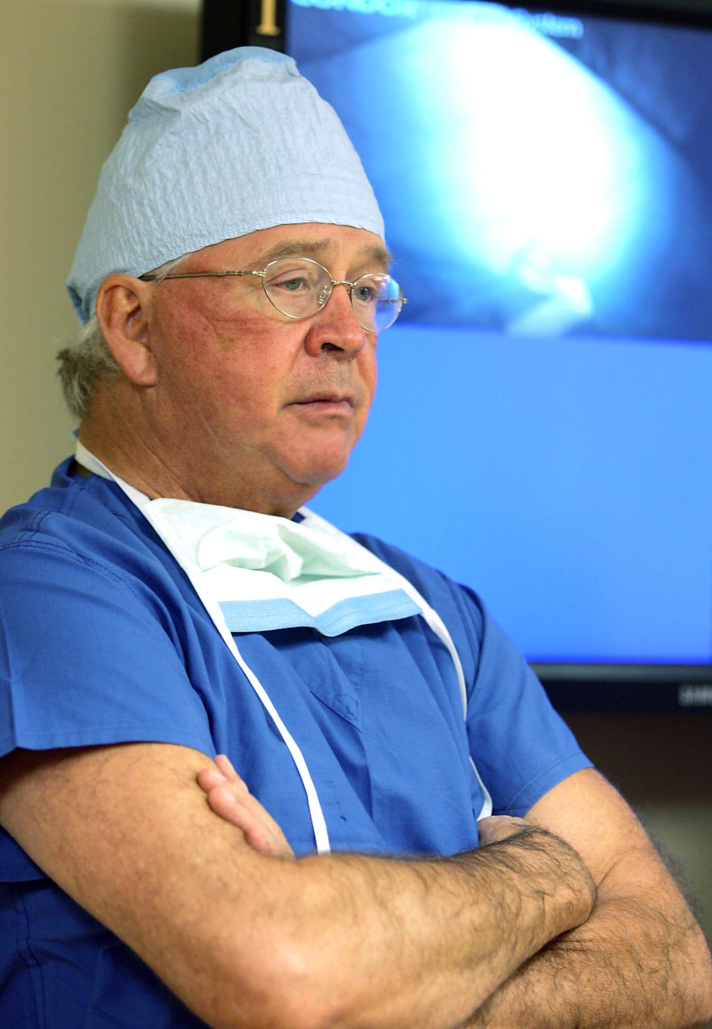 Dr James Andrews